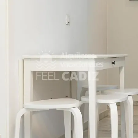 Apartment Apartamento Muralla Del Populo Feel Cadiz